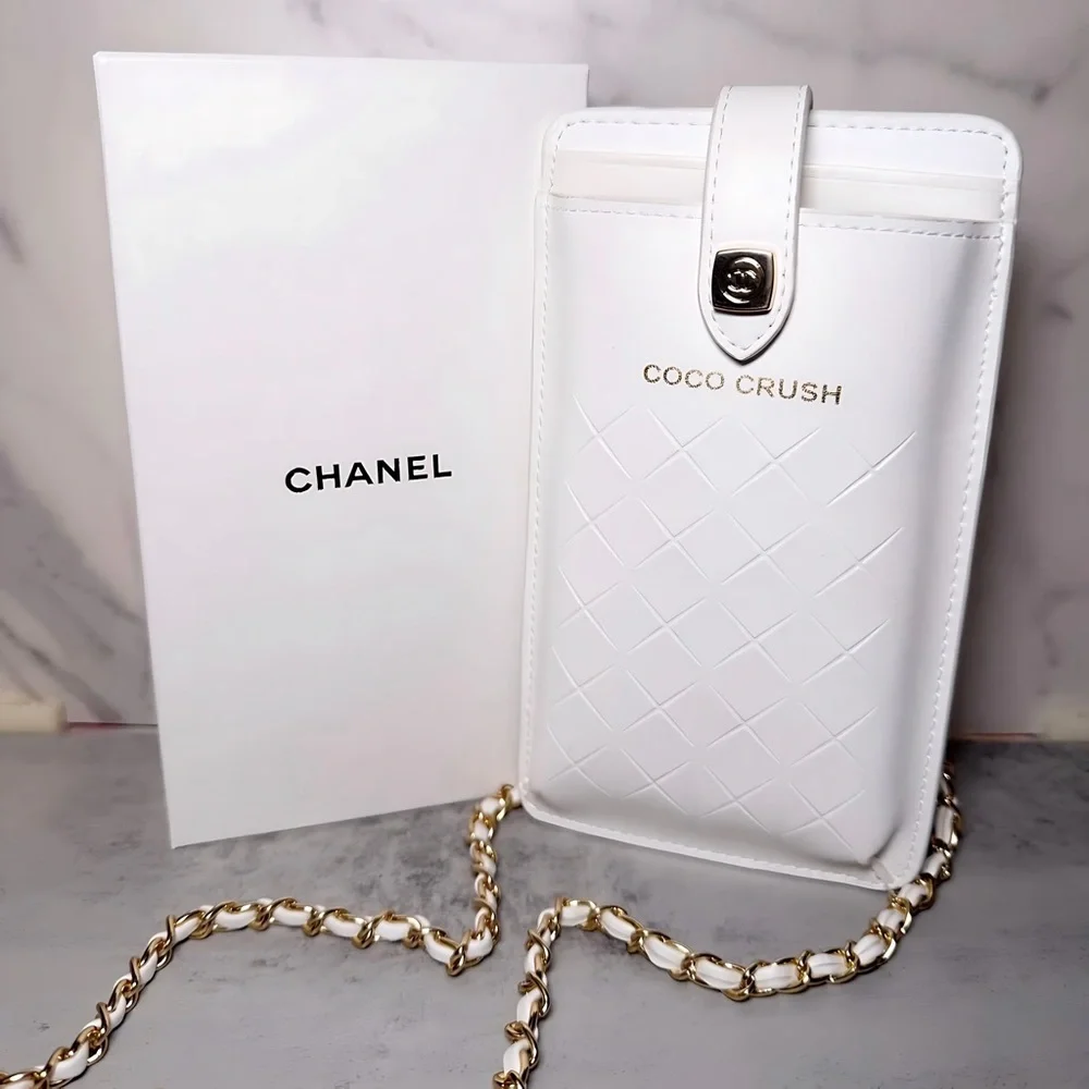 Chanel New Quilted White Phone & Card Holder Crossbody Gold Chain Strap GWP VIP - Picture 7 of 10